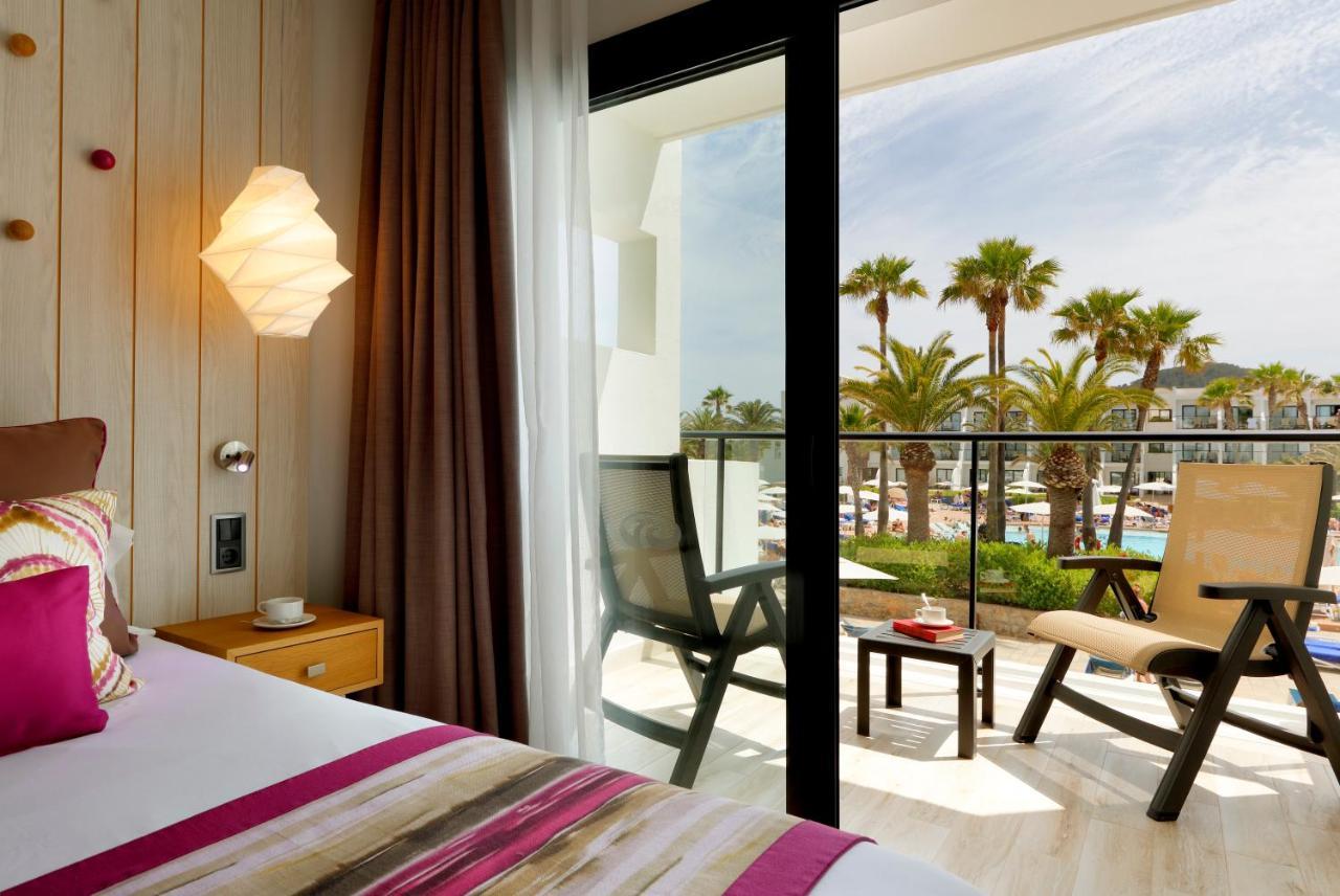 Grand Palladium White Island Resort & Spa Playa d'en Bossa Extérieur photo