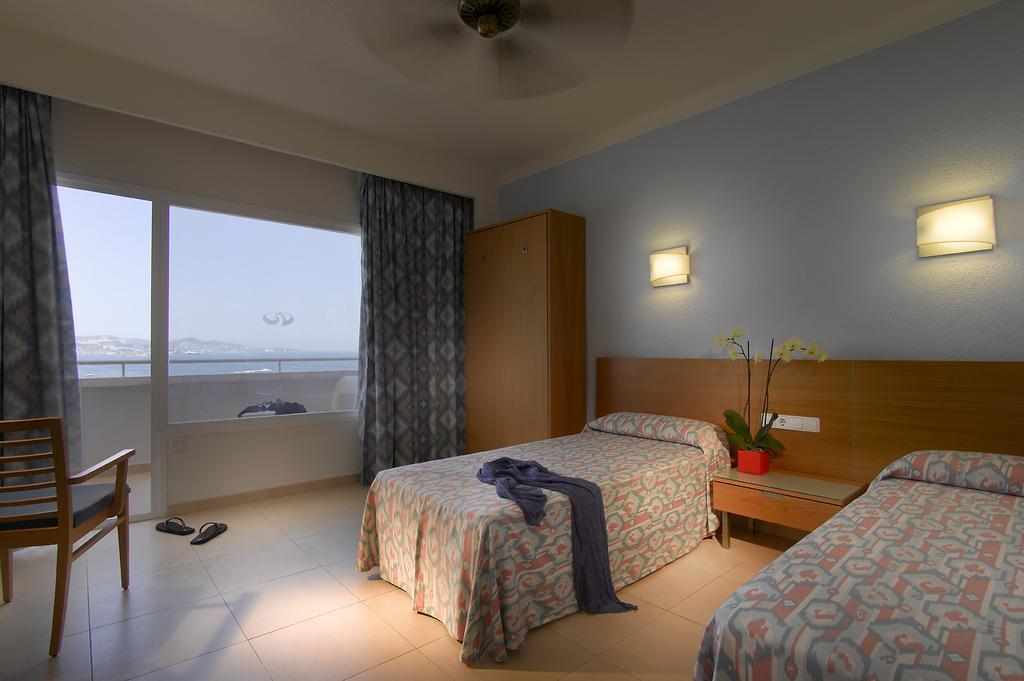 Grand Palladium White Island Resort & Spa Playa d'en Bossa Extérieur photo